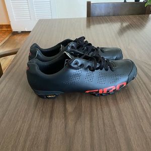 Giro cycling shoes